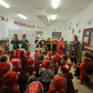 Do dzieci przybył Mikołaj