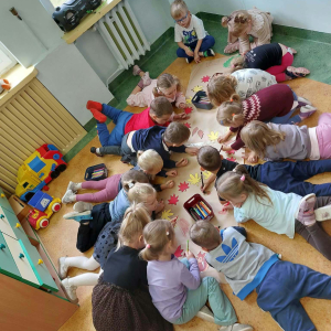 Dzieci tworzą grę